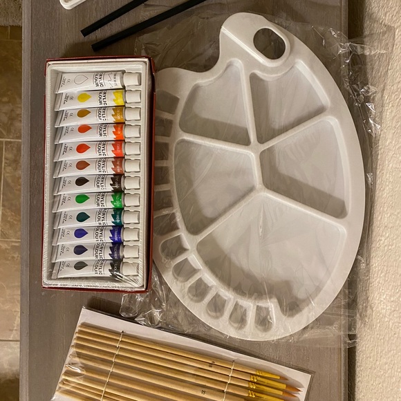 Tabletop Easel Art w/ Starter Kit - Picture 11 of 11